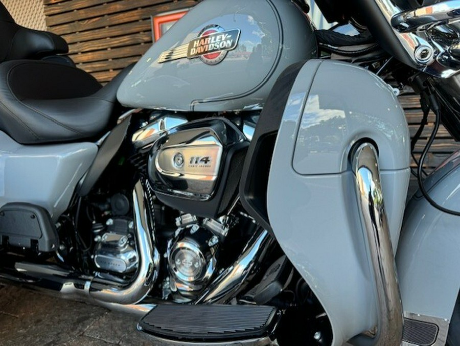 FLHTCUTG 2024 Tri Glide Ultra