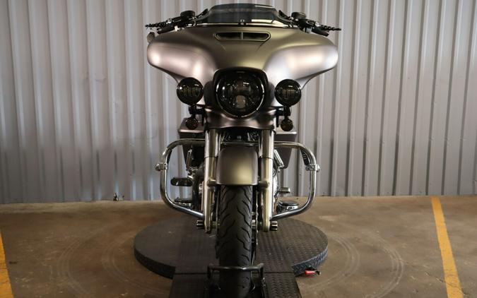 2016 Harley-Davidson Street Glide Special FLHXS