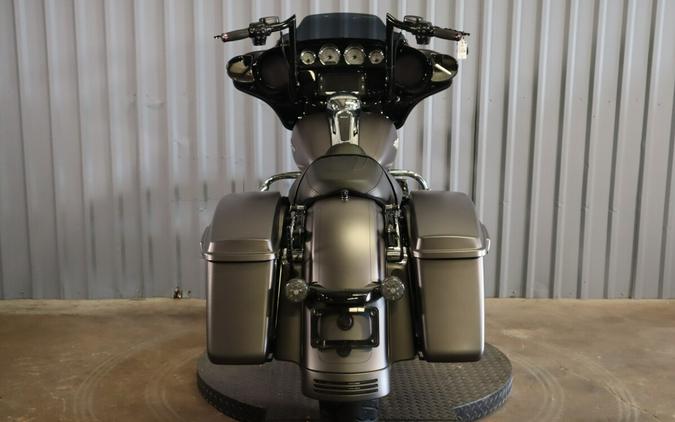 2016 Harley-Davidson Street Glide Special FLHXS