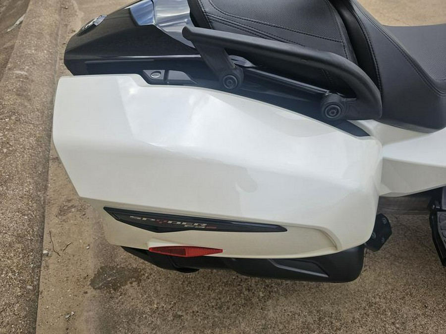 2022 Can-Am® Spyder F3-T Rotax 1330 ACE