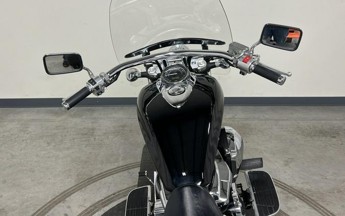 2015 Honda Interstate (VT1300CT)