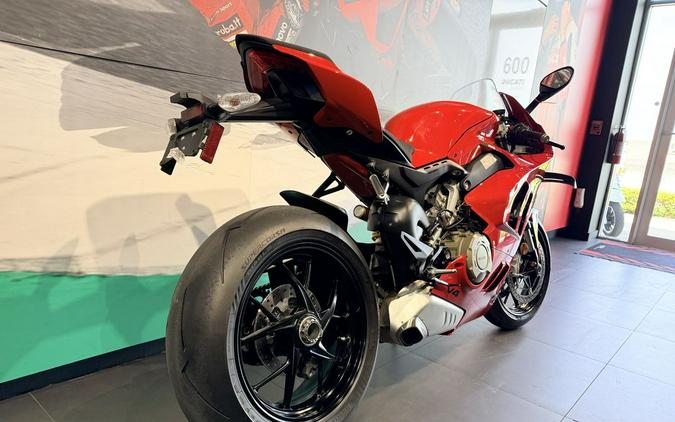 2024 Ducati Panigale V4 Red