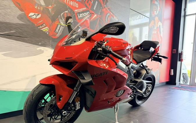 2024 Ducati Panigale V4 Red