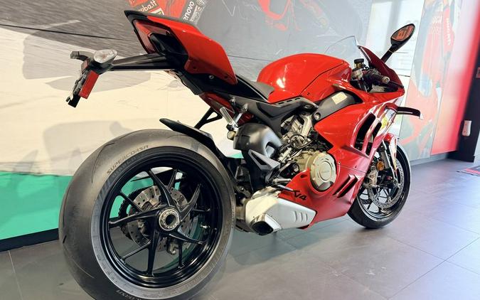 2024 Ducati Panigale V4 Red