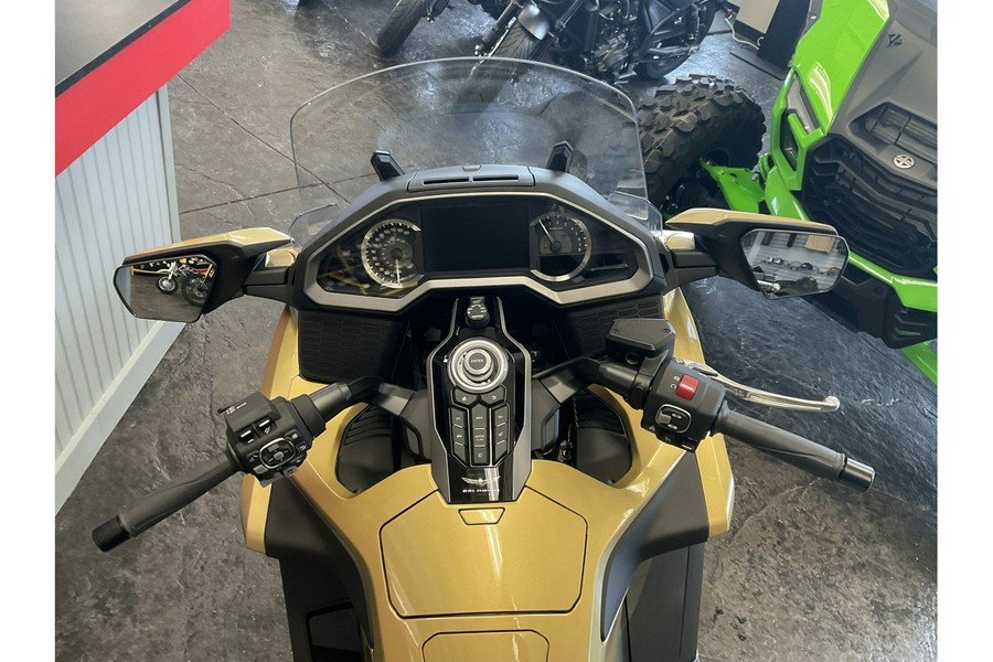2025 Gold Wing Tour Automatic DCT - Honda