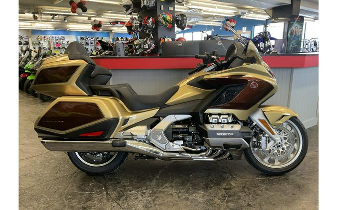 2025 Gold Wing Tour Automatic DCT - Honda