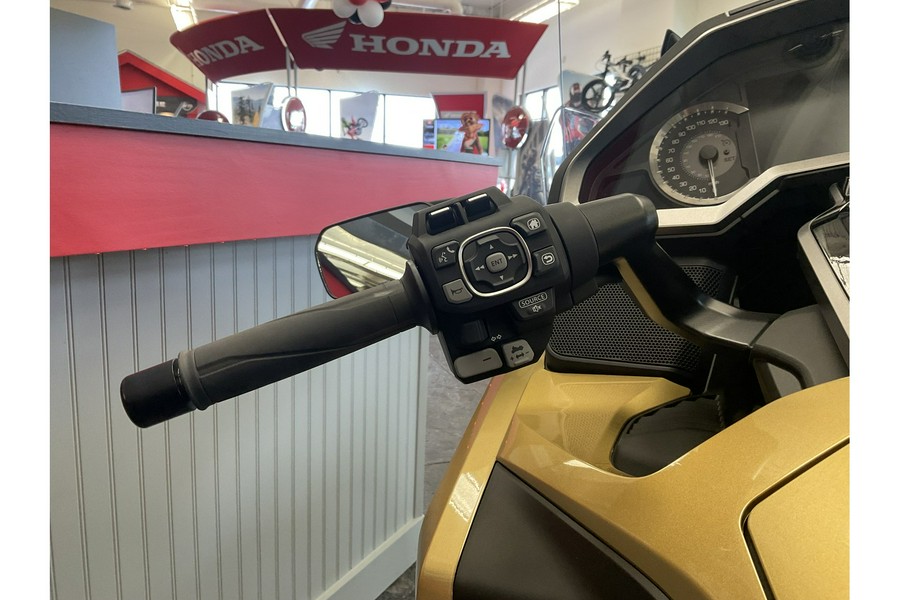 2025 Gold Wing Tour Automatic DCT - Honda