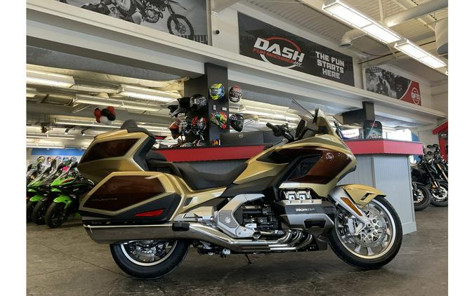 2025 Gold Wing Tour Automatic DCT - Honda