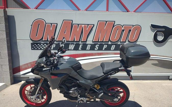 2023 Ducati Multistrada V2 S Thrilling Black & Street Grey
