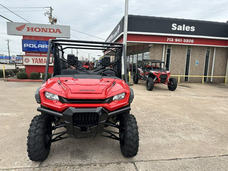 2023 Honda® Pioneer 1000-6 Deluxe Crew