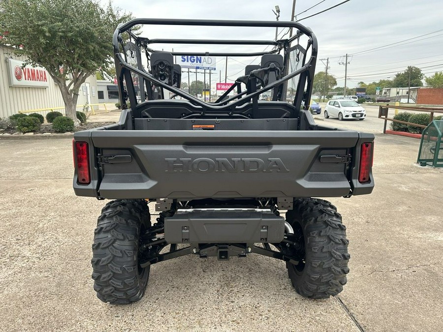 2023 Honda® Pioneer 1000-6 Deluxe Crew