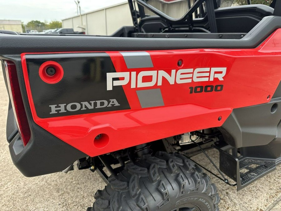 2023 Honda® Pioneer 1000-6 Deluxe Crew