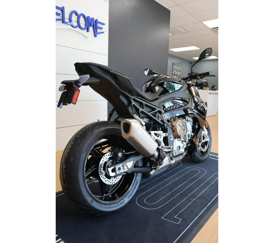 2024 BMW S 1000 R Black Storm Metallic