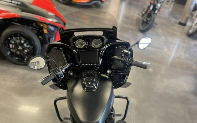 2024 Indian Motorcycle® Challenger® Dark Horse® Black Smoke