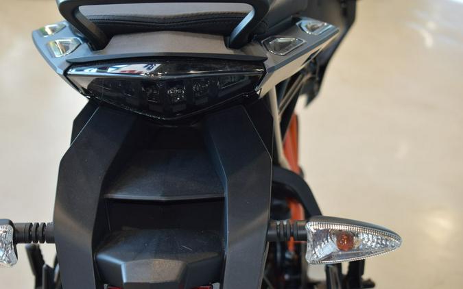 2023 KTM 1290 Super Duke GT