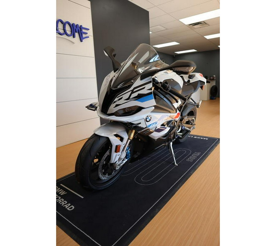 2024 BMW S 1000 R Light White/M Motorsport