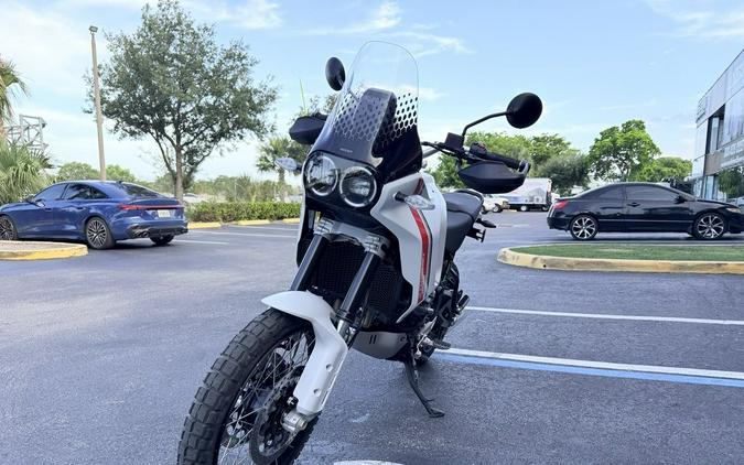 2023 Ducati DesertX Star White Silk