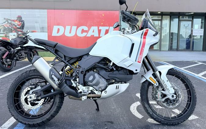 2023 Ducati DesertX Star White Silk