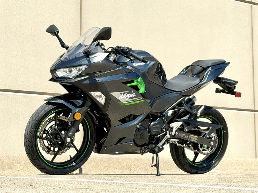 2023 Kawasaki Ninja 400