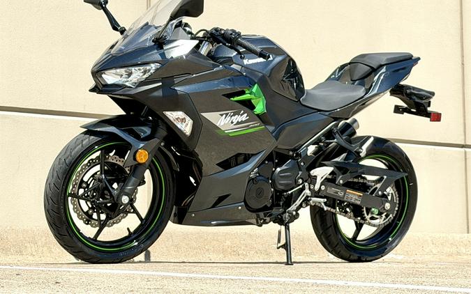 2023 Kawasaki Ninja 400