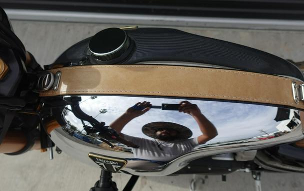 2023 Triumph THRUXTON RS CHROME EDITION