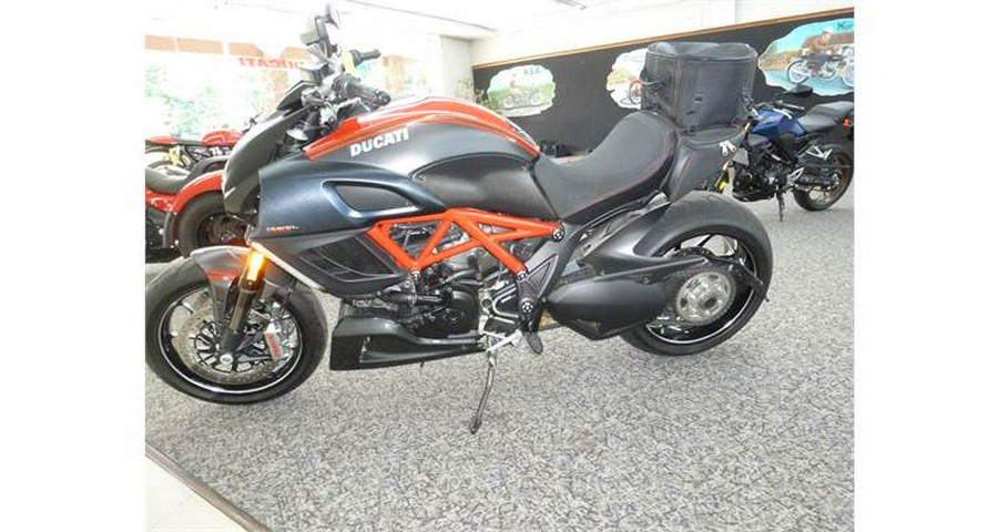 2012 Ducati Diavel Carbon