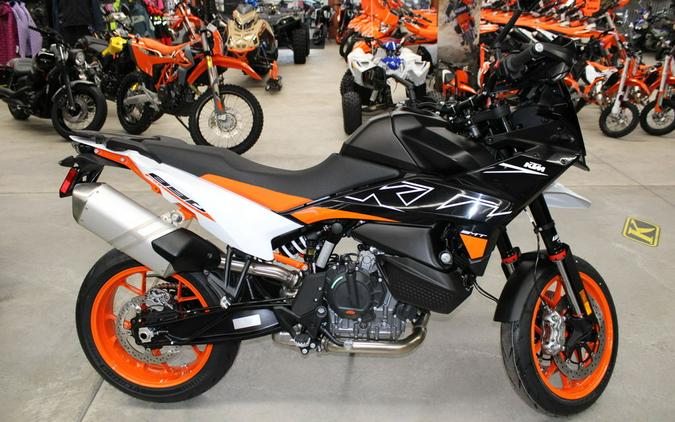 2024 KTM 890 SMT