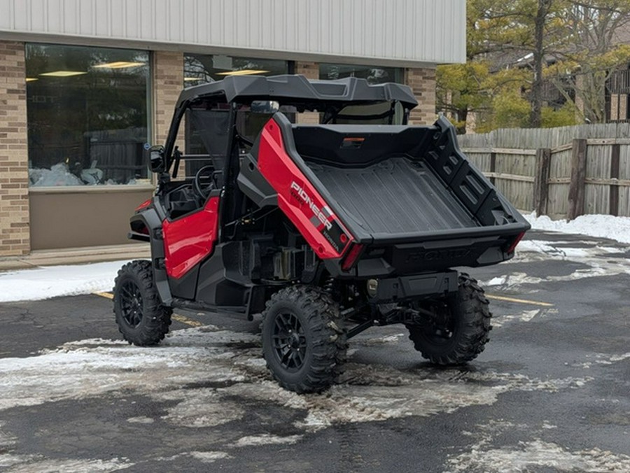 2025 Honda Pioneer 1000 Deluxe