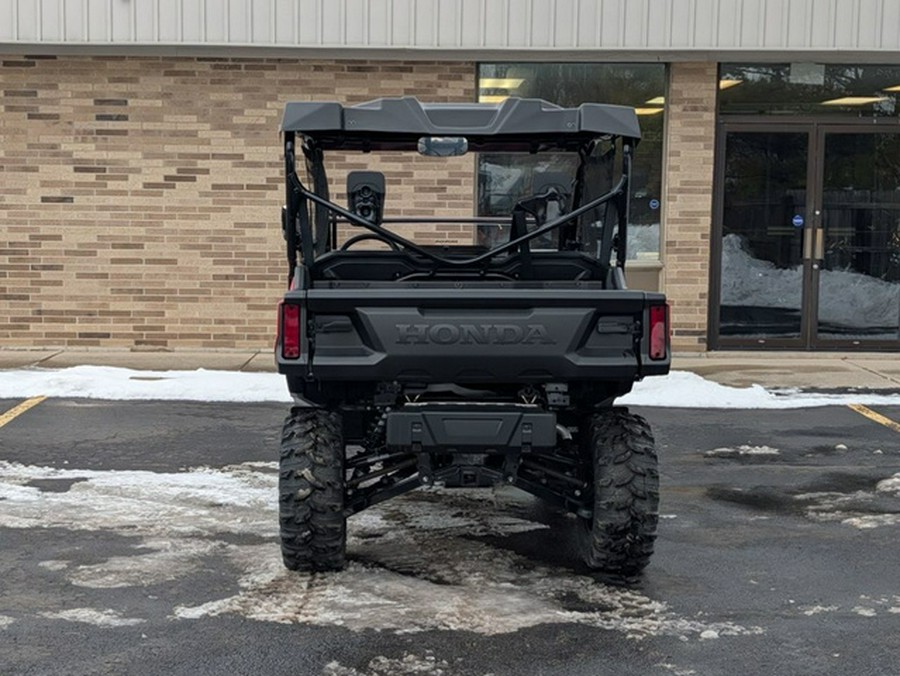 2025 Honda Pioneer 1000 Deluxe