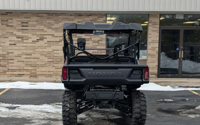 2025 Honda Pioneer 1000 Deluxe