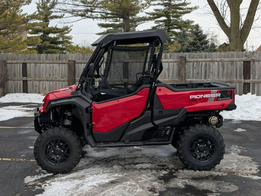 2025 Honda Pioneer 1000 Deluxe
