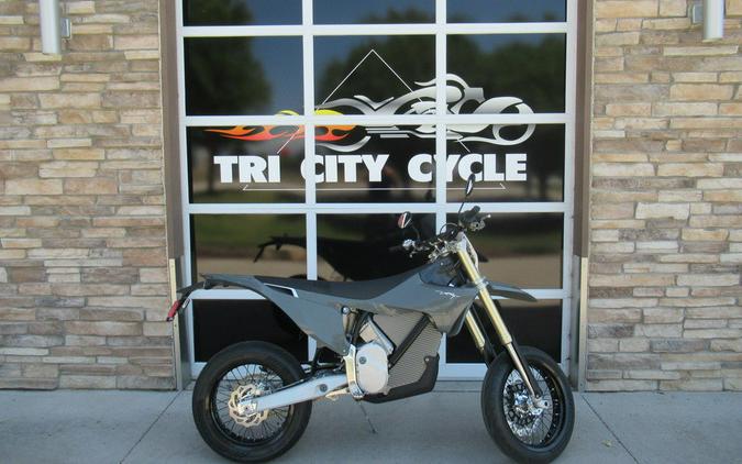 2026 Stark VARG SM 80 hp Medium 165-200lbs (Enduro)
