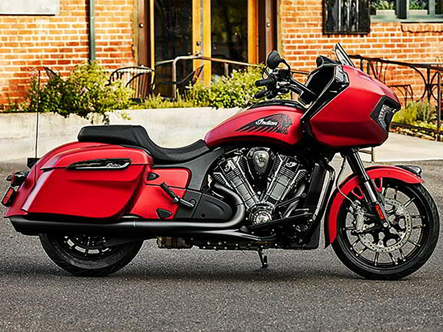 2024 Indian Challenger® Dark Horse®
