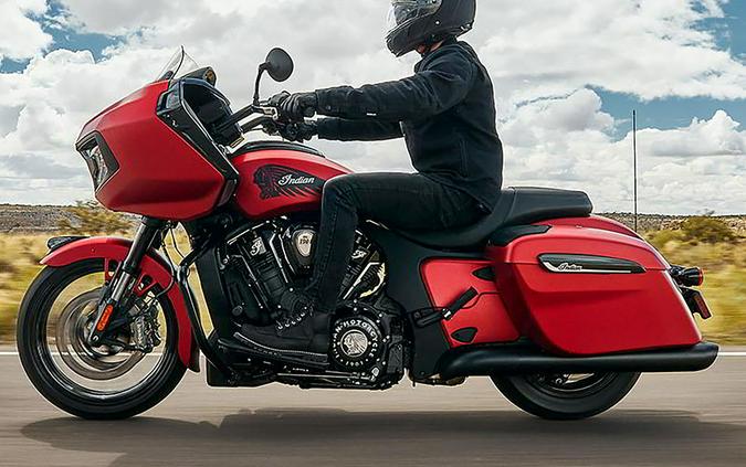 2024 Indian Challenger® Dark Horse®