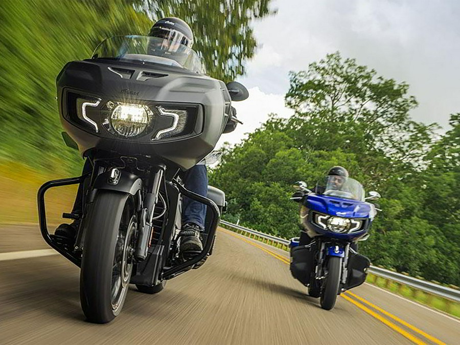 2024 Indian Challenger® Dark Horse®