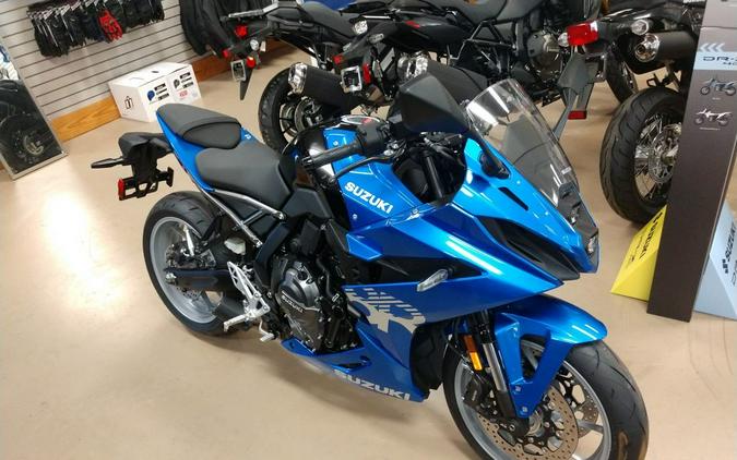 2025 Suzuki GSX 8R