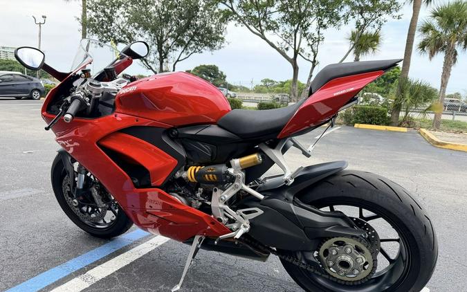 2023 Ducati Panigale V2 Ducati Red
