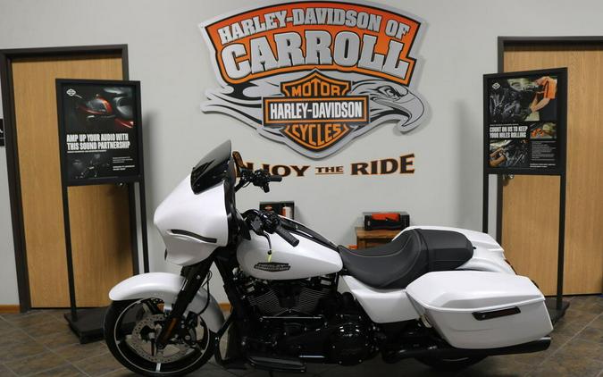 FLHX 2024 Street Glide®