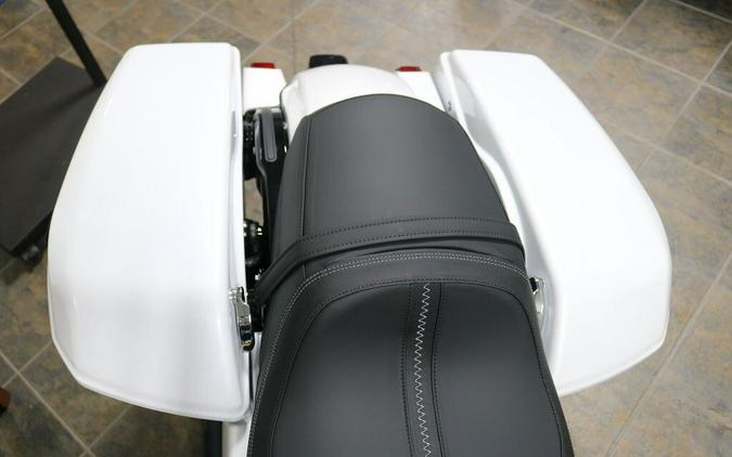 FLHX 2024 Street Glide®
