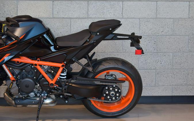 2023 KTM 1290 Super Duke R Evo