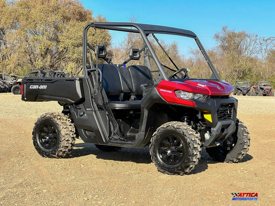 2024 Can-Am® Defender DPS HD9 Fiery Red