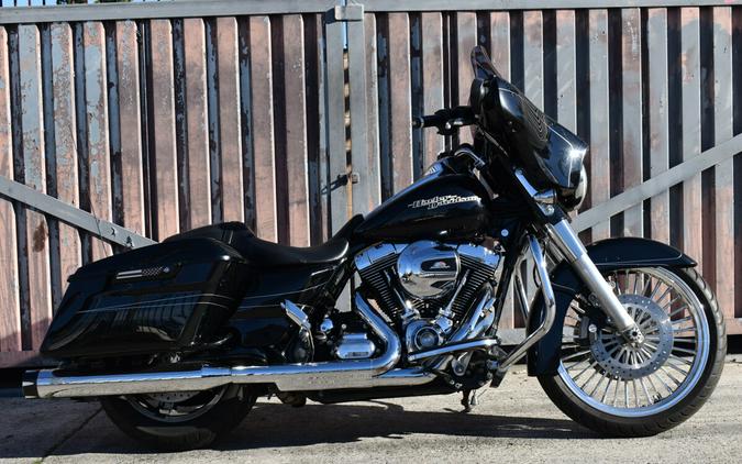 2014 Harley-Davidson® Street Glide® Special FLHXS