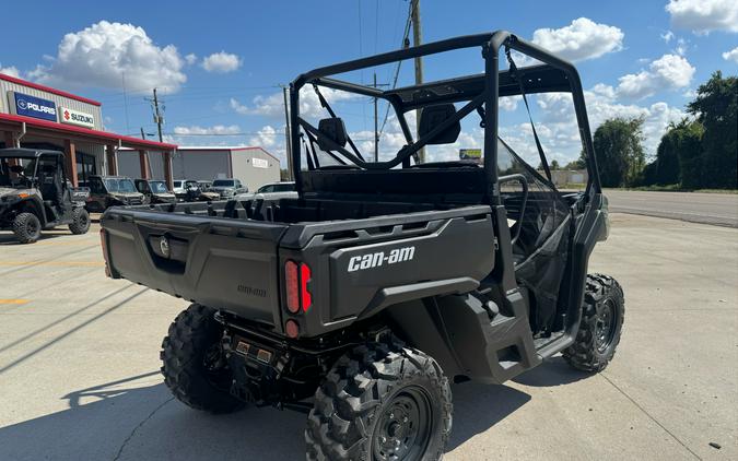 2024 Can-Am Defender HD7