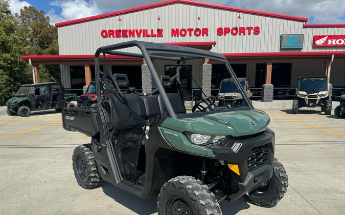 2024 Can-Am Defender HD7