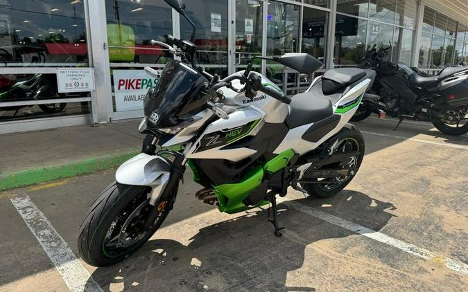 2024 Kawasaki Z7 Hybrid ABS