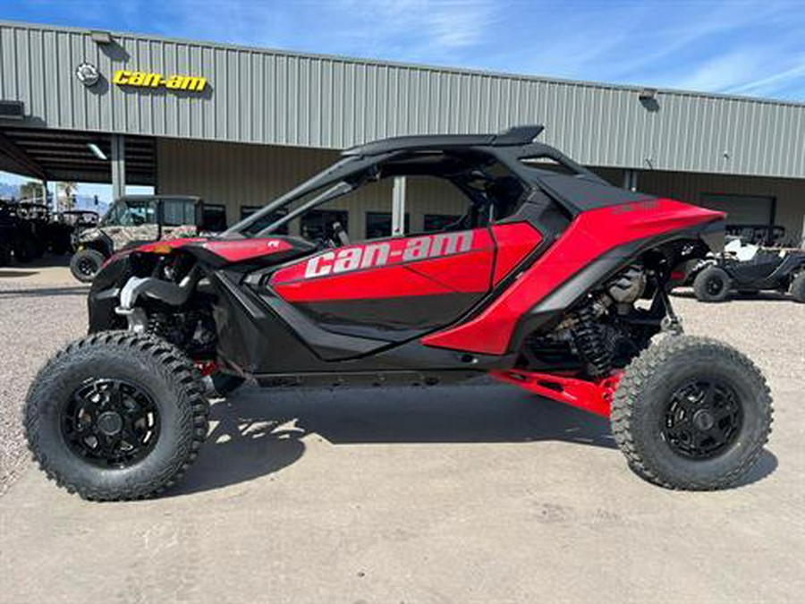 2024 Can-Am Maverick R X