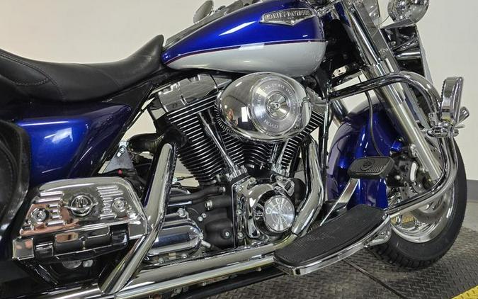 2006 Harley-Davidson® FLHRCI - Road King® Classic