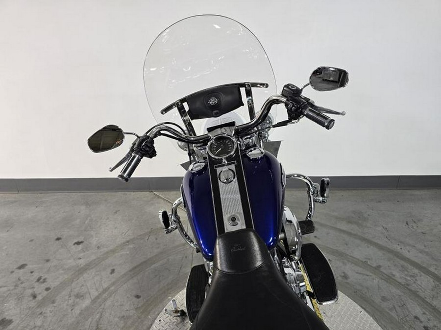 2006 Harley-Davidson® FLHRCI - Road King® Classic