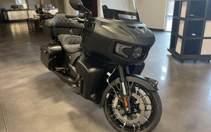 2024 Indian Motorcycle® Pursuit® Dark Horse® Black Smoke