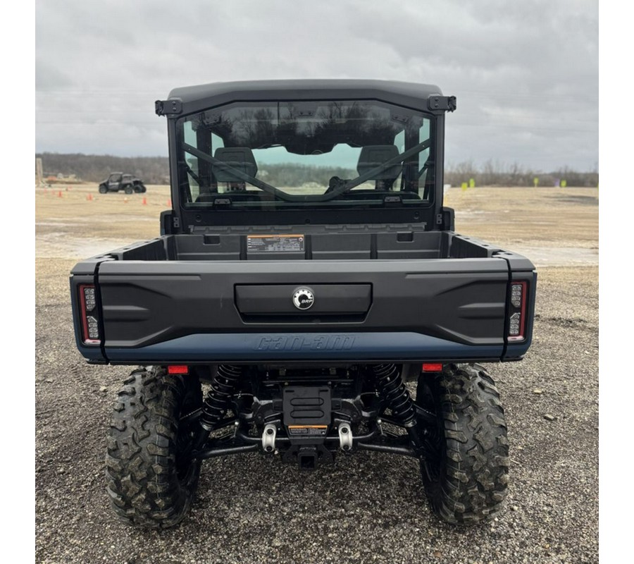 2026 Can-Am Defender MAX XT CAB HD11